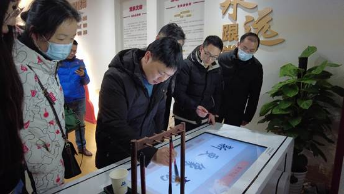 老虎机游戏下载