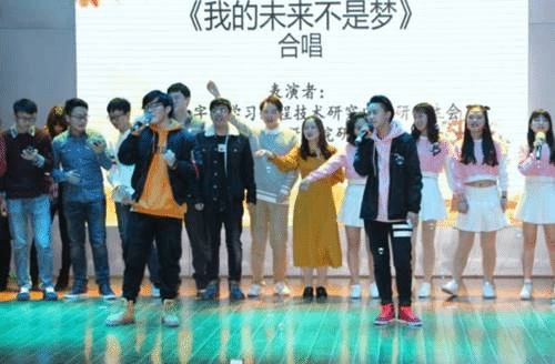 老虎机游戏下载